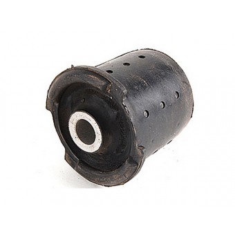 Travers Takozu E36 Arka; Arka Taraf